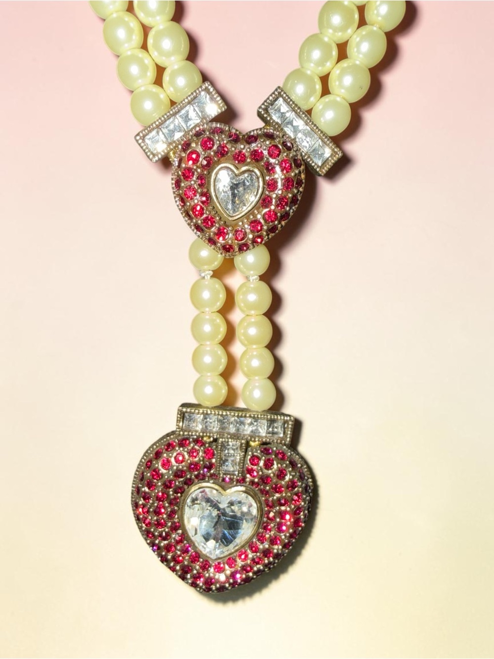 Heidi Daus Faux Pearl Crystal Heart Statement Necklace 18” w/Extender - Picture 2 of 8
